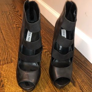 Steve Madden, Peep Toe, Black Pump